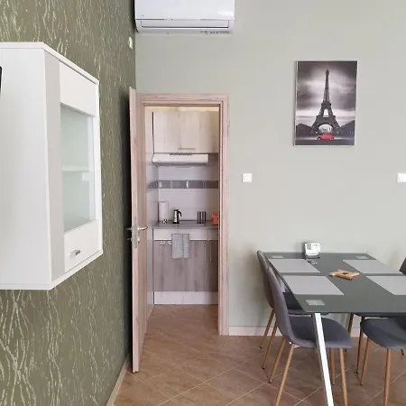 Purple Apartman *
